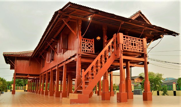 https://mdw-travel-data-us-east-1.s3.amazonaws.com/img/country/Indonesia/Rumah-Si-Pitung/img_01.jpg