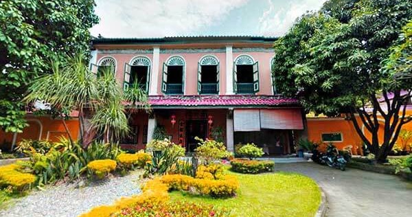 https://mdw-travel-data-us-east-1.s3.amazonaws.com/img/country/Indonesia/Rumah-Tjong-A-Fie/img_02.jpg