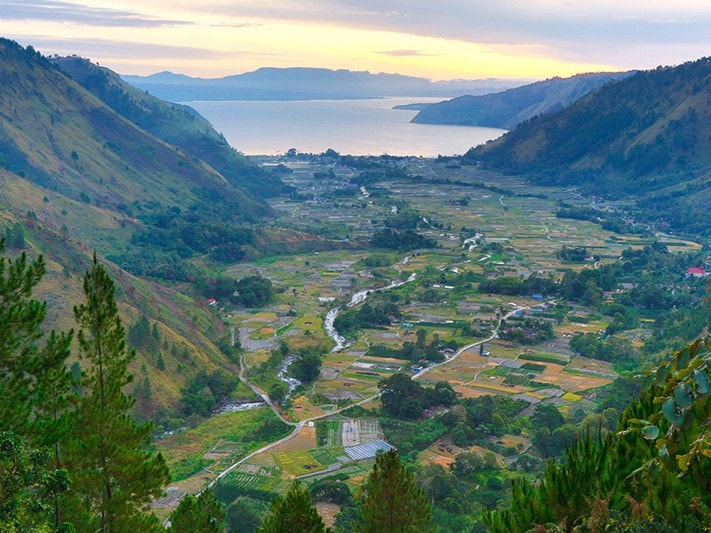 https://mdw-travel-data-us-east-1.s3.amazonaws.com/img/country/Indonesia/Sarasah-Dolok/img_02.jpg