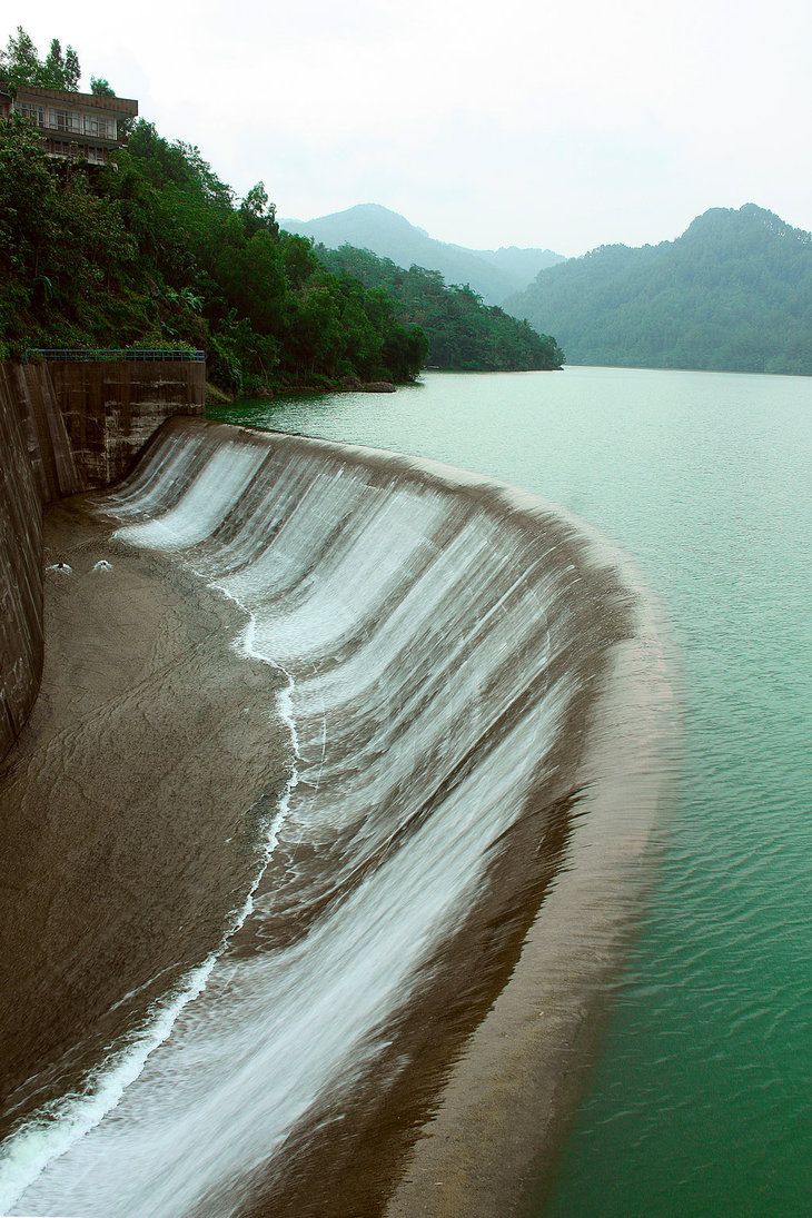 https://mdw-travel-data-us-east-1.s3.amazonaws.com/img/country/Indonesia/Sempor-Reservoir/img_04.jpg