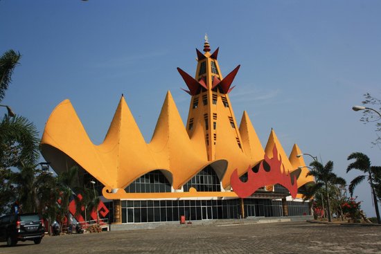 https://mdw-travel-data-us-east-1.s3.amazonaws.com/img/country/Indonesia/Siger-Tower/img_02.jpg