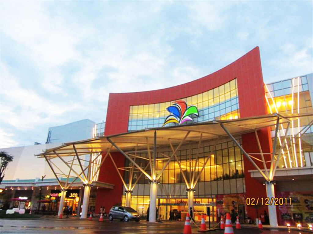 https://mdw-travel-data-us-east-1.s3.amazonaws.com/img/country/Indonesia/Summarecon-Mal-Serpong/img_01.jpg