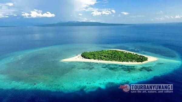 https://mdw-travel-data-us-east-1.s3.amazonaws.com/img/country/Indonesia/Tabuhan-Island-Pulau-Tabuhan/img_03.jpg