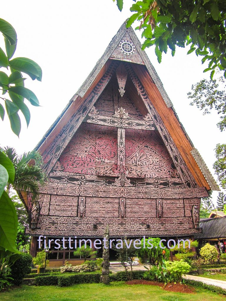 https://mdw-travel-data-us-east-1.s3.amazonaws.com/img/country/Indonesia/Taman-Mini-Indonesia-Indah/img_03.jpg