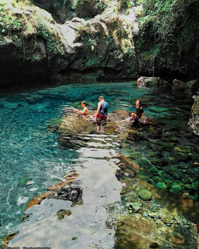 https://mdw-travel-data-us-east-1.s3.amazonaws.com/img/country/Indonesia/Telaga-Sunyi/img_01.jpg