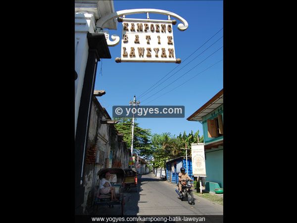 https://mdw-travel-data-us-east-1.s3.amazonaws.com/img/country/Indonesia/The-Village-Kampoeng-Batik-Laweyan/img_03.jpg