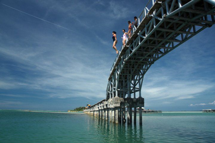 https://mdw-travel-data-us-east-1.s3.amazonaws.com/img/country/Indonesia/Tidung-Island/img_01.jpg
