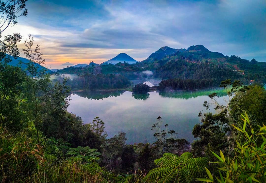https://mdw-travel-data-us-east-1.s3.amazonaws.com/img/country/Indonesia/Wanawisata-Kutai-Tabalong/img_01.jpg