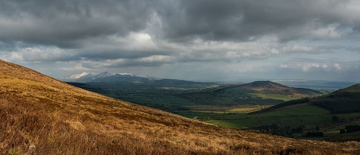 https://mdw-travel-data-us-east-1.s3.amazonaws.com/img/country/Ireland/Ballyhoura-Mountains/img_03.jpg