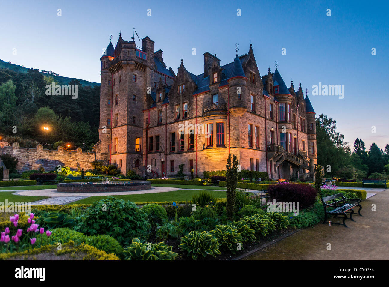 https://mdw-travel-data-us-east-1.s3.amazonaws.com/img/country/Ireland/Belfast-Castle/img_02.jpg