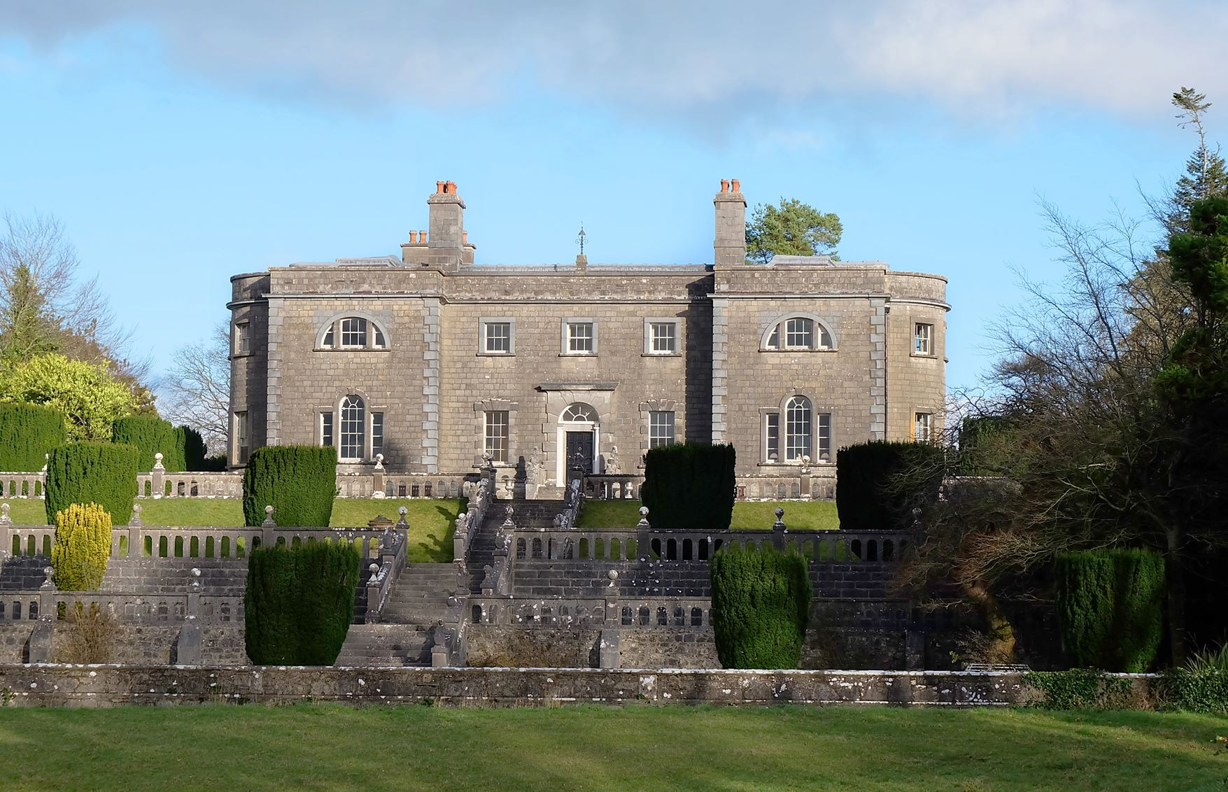 https://mdw-travel-data-us-east-1.s3.amazonaws.com/img/country/Ireland/Belvedere-House-Gardens-&-Park/img_02.jpg