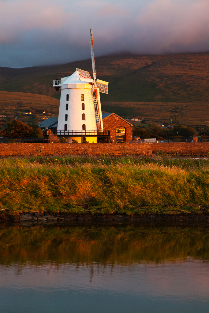 https://mdw-travel-data-us-east-1.s3.amazonaws.com/img/country/Ireland/Blennerville-Primary-School/img_02.jpg