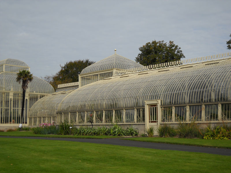 https://mdw-travel-data-us-east-1.s3.amazonaws.com/img/country/Ireland/Botanic-Gardens/img_02.jpg