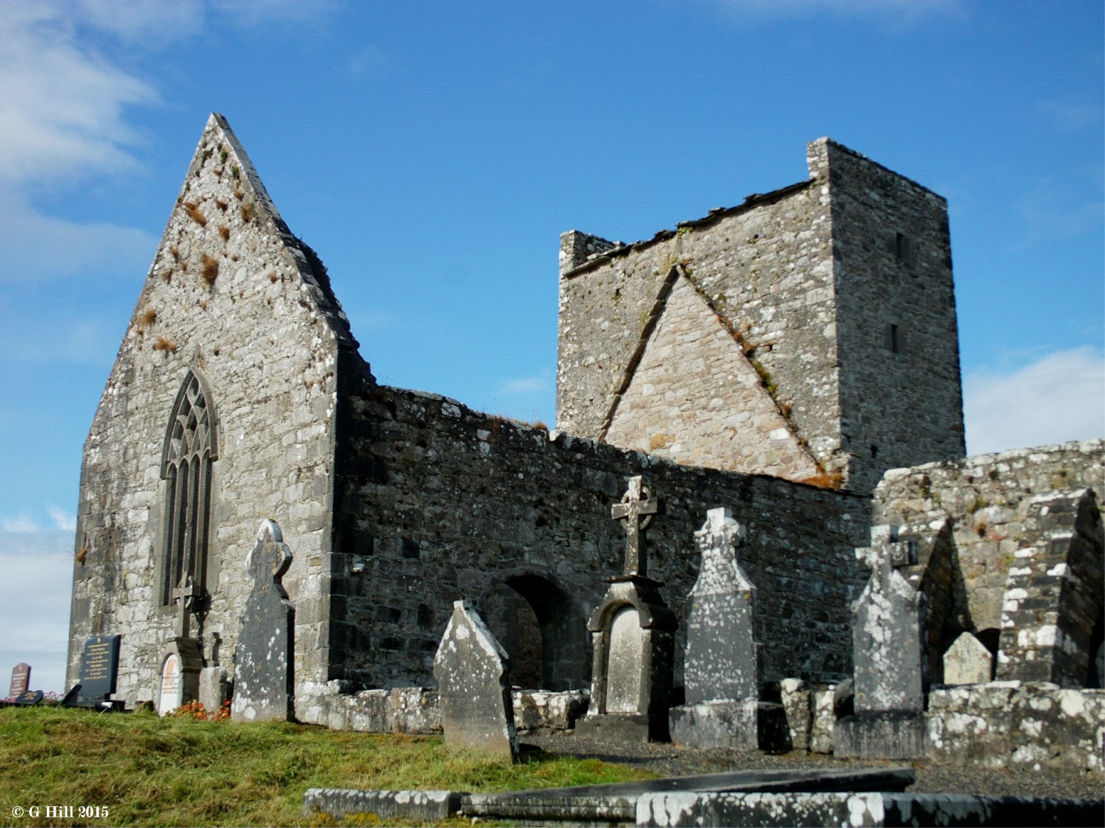 https://mdw-travel-data-us-east-1.s3.amazonaws.com/img/country/Ireland/Burrishoole-Abbey/img_01.jpg
