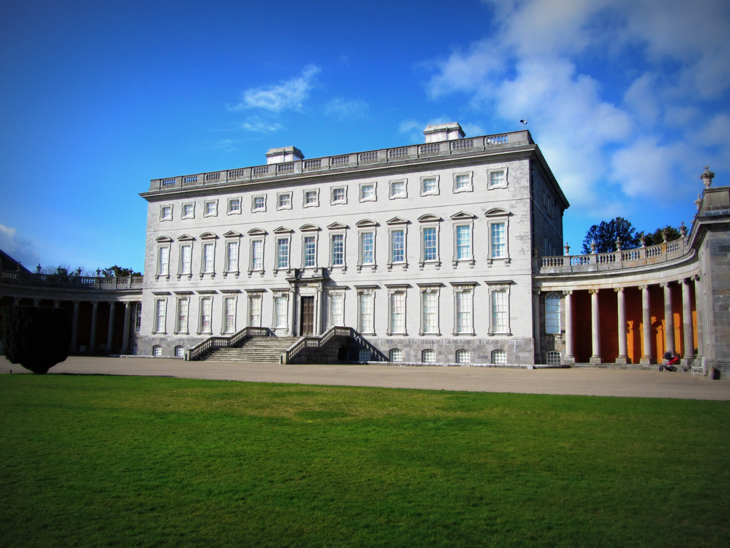 https://mdw-travel-data-us-east-1.s3.amazonaws.com/img/country/Ireland/Castletown-House/img_05.jpg