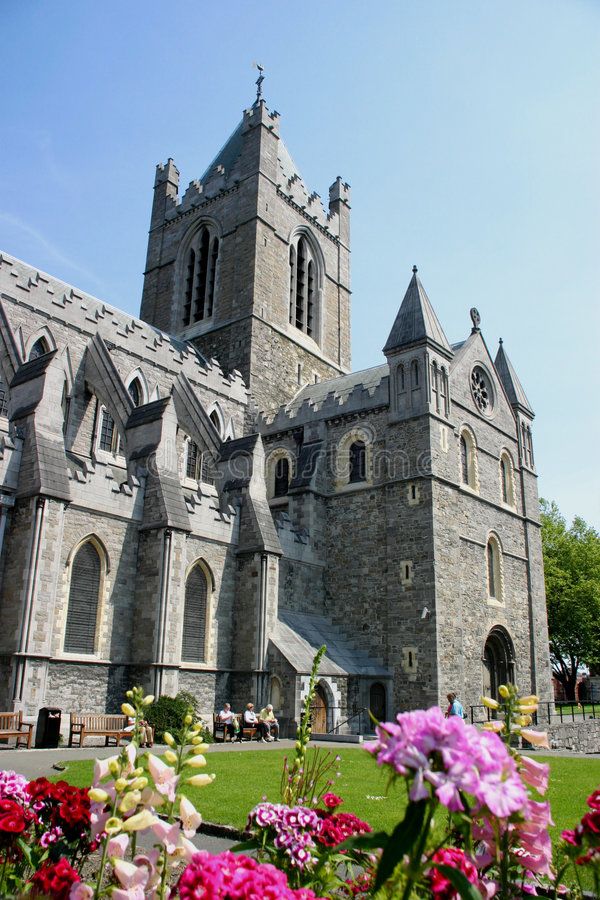 https://mdw-travel-data-us-east-1.s3.amazonaws.com/img/country/Ireland/Christ-Church-Cathedral/img_03.jpg