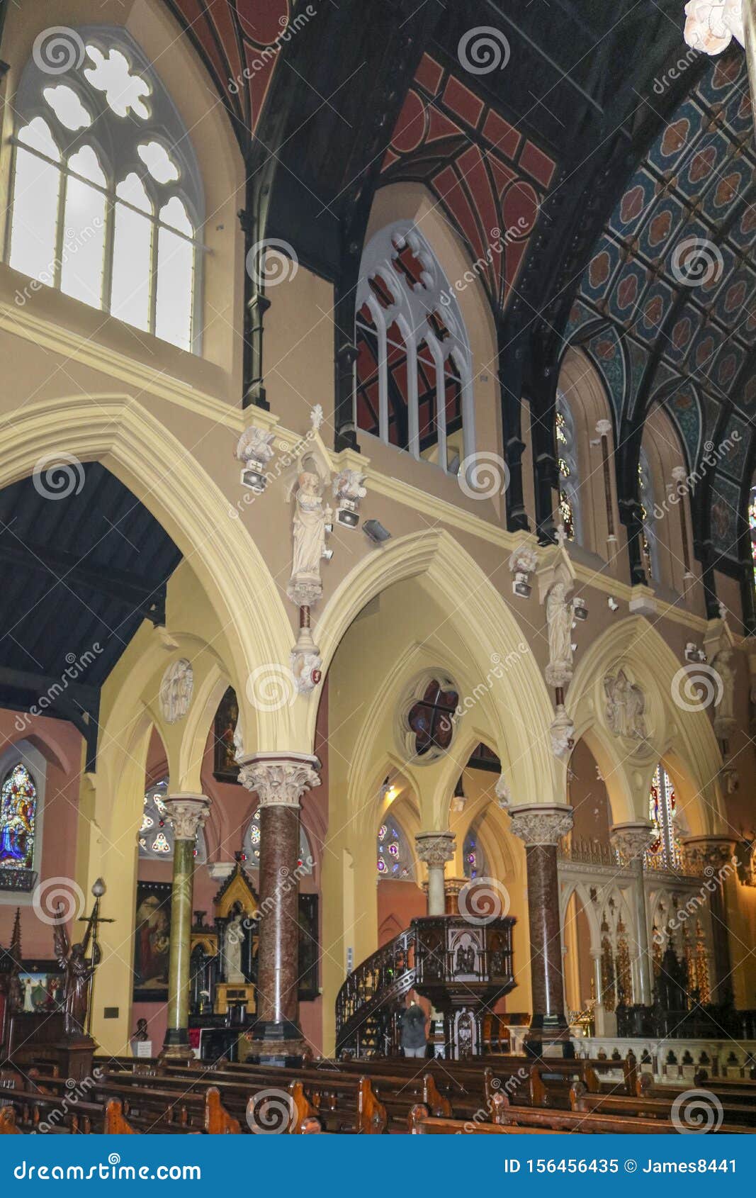https://mdw-travel-data-us-east-1.s3.amazonaws.com/img/country/Ireland/Church-of-Saints-Peter-and-Paul/img_03.jpg