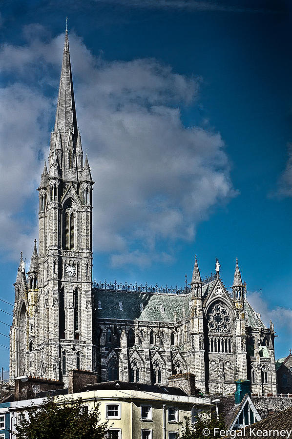 https://mdw-travel-data-us-east-1.s3.amazonaws.com/img/country/Ireland/Cobh-Cathedral/img_01.jpg