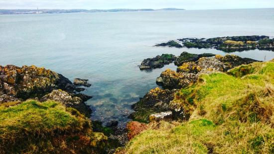 https://mdw-travel-data-us-east-1.s3.amazonaws.com/img/country/Ireland/Crawfordsburn-Country-Park/img_02.jpg