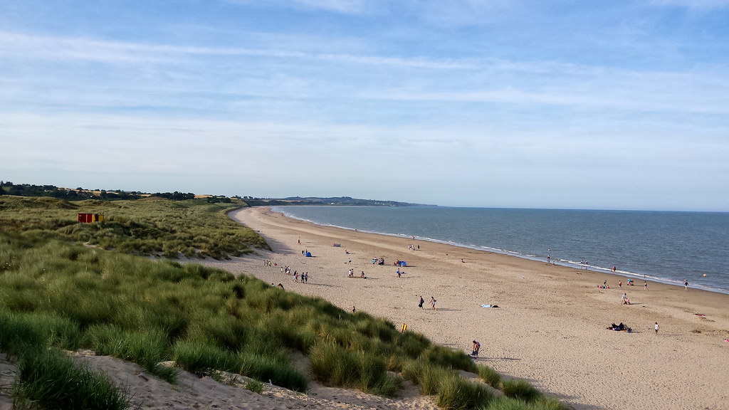 https://mdw-travel-data-us-east-1.s3.amazonaws.com/img/country/Ireland/Curracloe-Beach/img_00.jpg