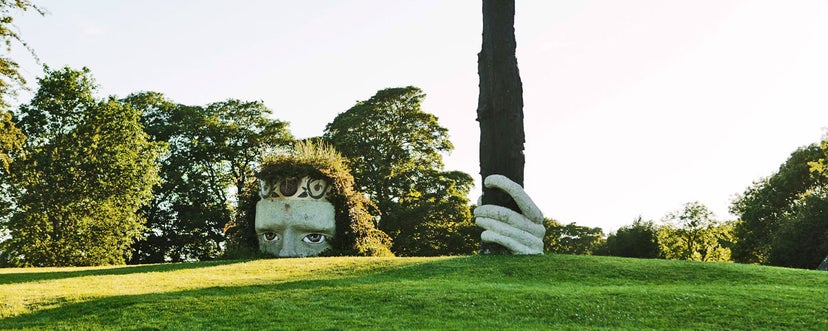 https://mdw-travel-data-us-east-1.s3.amazonaws.com/img/country/Ireland/Dun-na-Si-Heritage-Centre/img_01.jpg