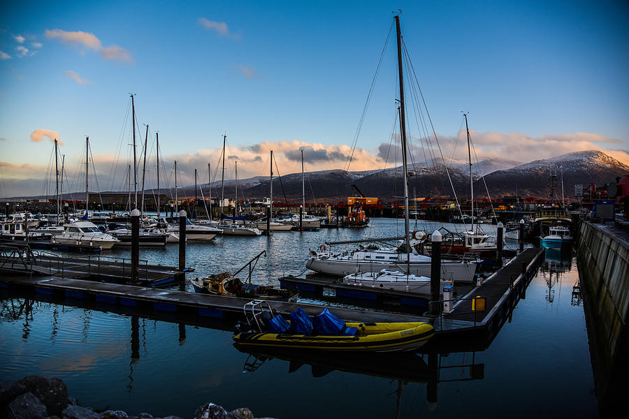 https://mdw-travel-data-us-east-1.s3.amazonaws.com/img/country/Ireland/Fenit-Harbour-Pier/img_00.jpg