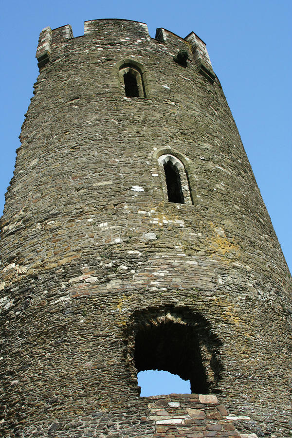 https://mdw-travel-data-us-east-1.s3.amazonaws.com/img/country/Ireland/Ferns-Castle/img_00.jpg