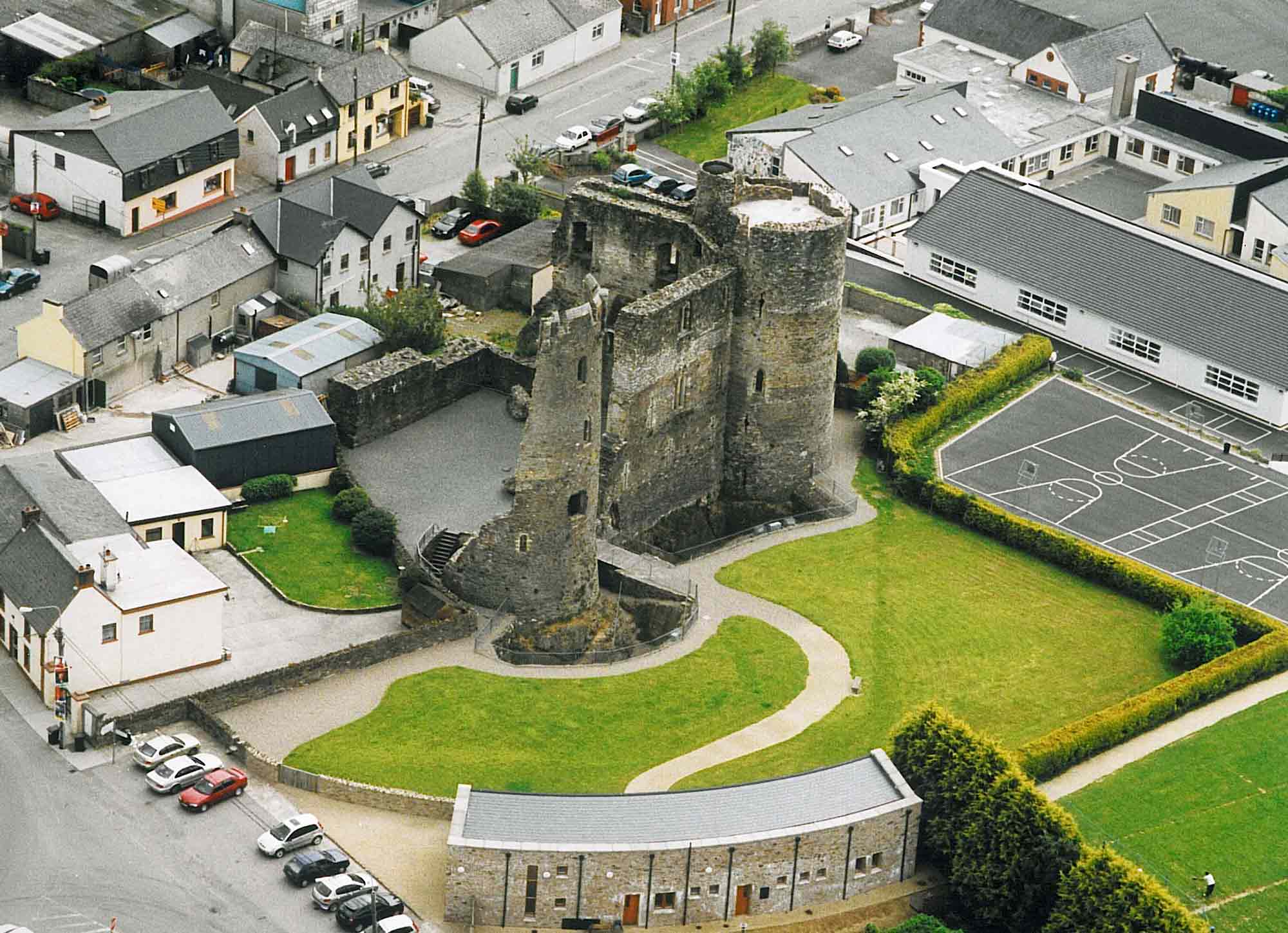 https://mdw-travel-data-us-east-1.s3.amazonaws.com/img/country/Ireland/Ferns-Castle/img_02.jpg