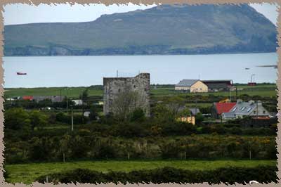 https://mdw-travel-data-us-east-1.s3.amazonaws.com/img/country/Ireland/Gallarus-Castle/img_02.jpg