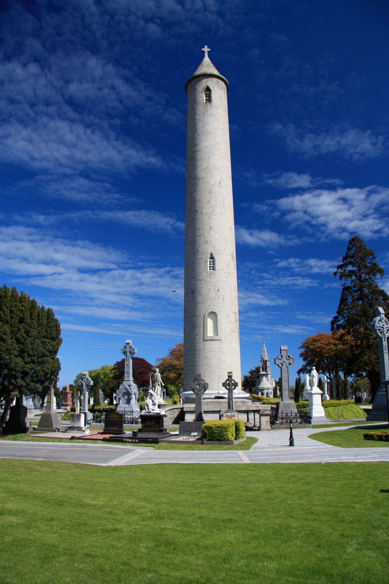 https://mdw-travel-data-us-east-1.s3.amazonaws.com/img/country/Ireland/Glasnevin-Cemetery-Museum/img_01.jpg