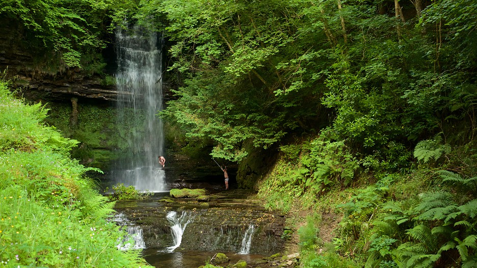 https://mdw-travel-data-us-east-1.s3.amazonaws.com/img/country/Ireland/Glencar-Waterfall/img_01.jpg