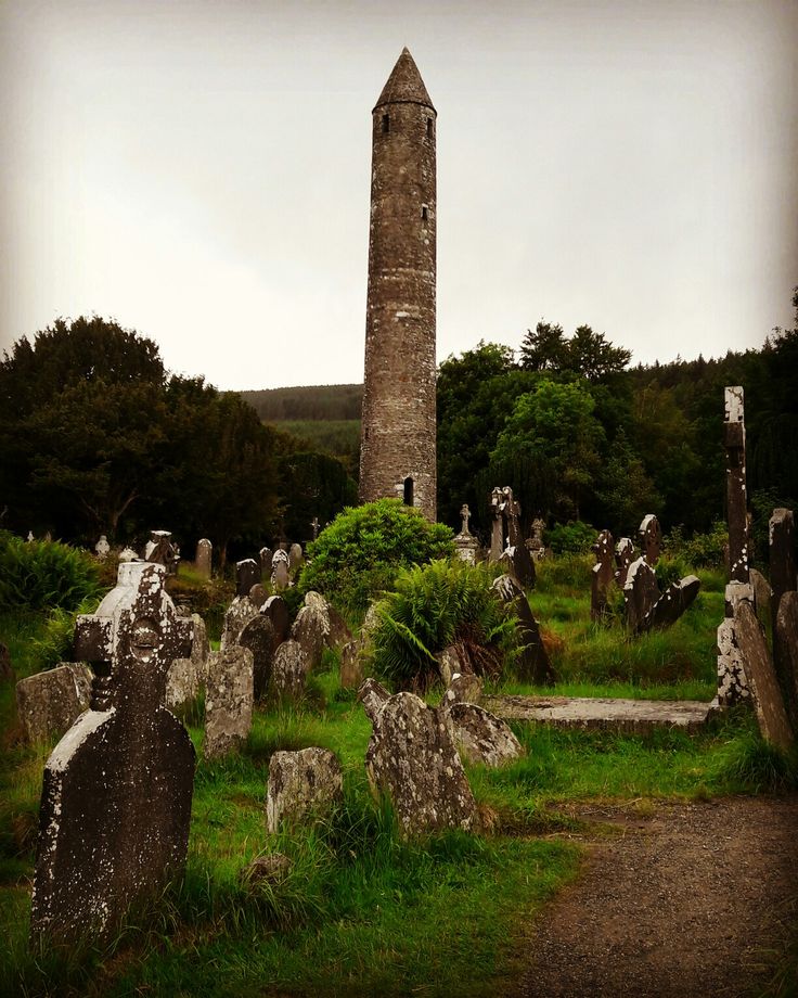 https://mdw-travel-data-us-east-1.s3.amazonaws.com/img/country/Ireland/Glendalough/img_04.jpg