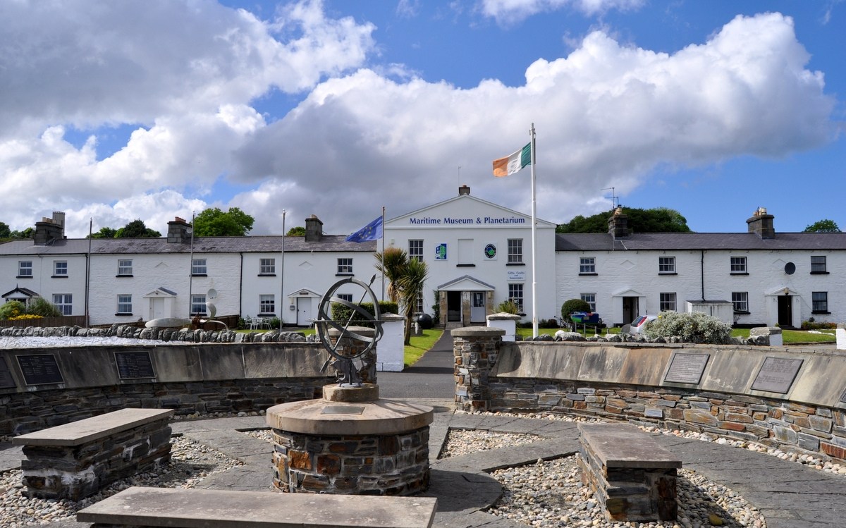 https://mdw-travel-data-us-east-1.s3.amazonaws.com/img/country/Ireland/Inishowen-Maritime-Museum-and-Planetarium/img_02.jpg