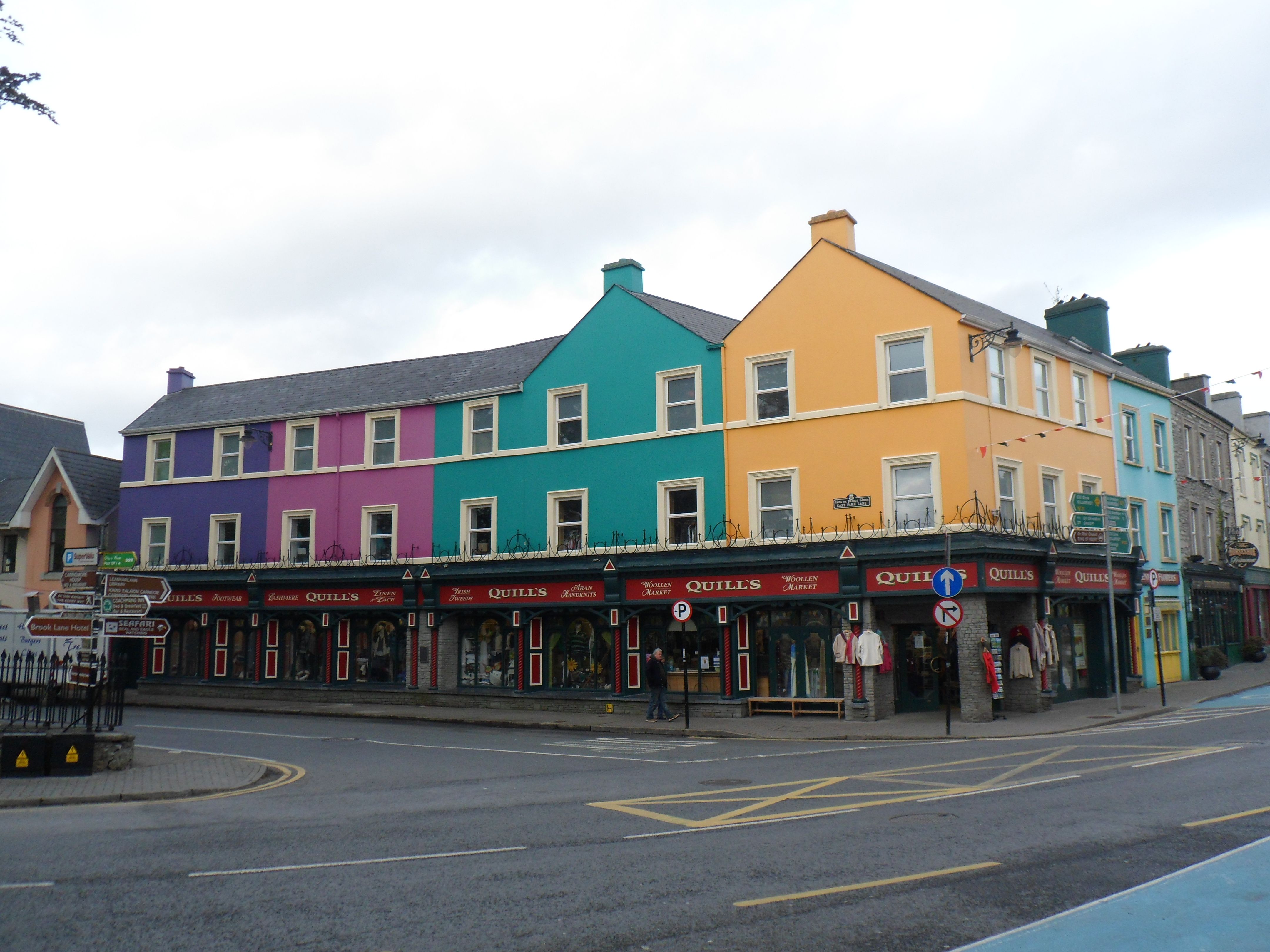 https://mdw-travel-data-us-east-1.s3.amazonaws.com/img/country/Ireland/Kenmare/img_01.jpg