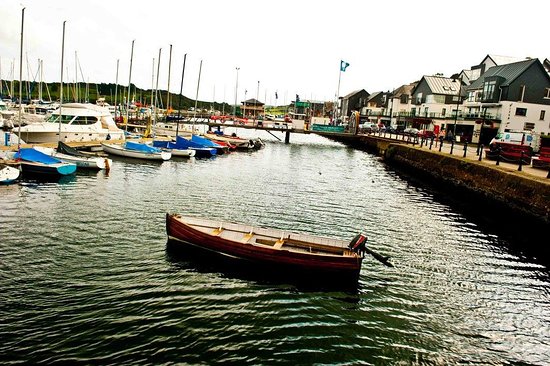https://mdw-travel-data-us-east-1.s3.amazonaws.com/img/country/Ireland/Kinsale-Harbour-Cruises/img_00.jpg