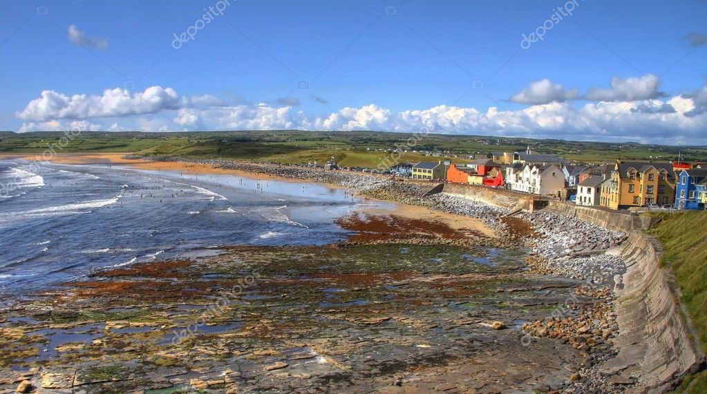 https://mdw-travel-data-us-east-1.s3.amazonaws.com/img/country/Ireland/Lahinch-Beach/img_02.jpg