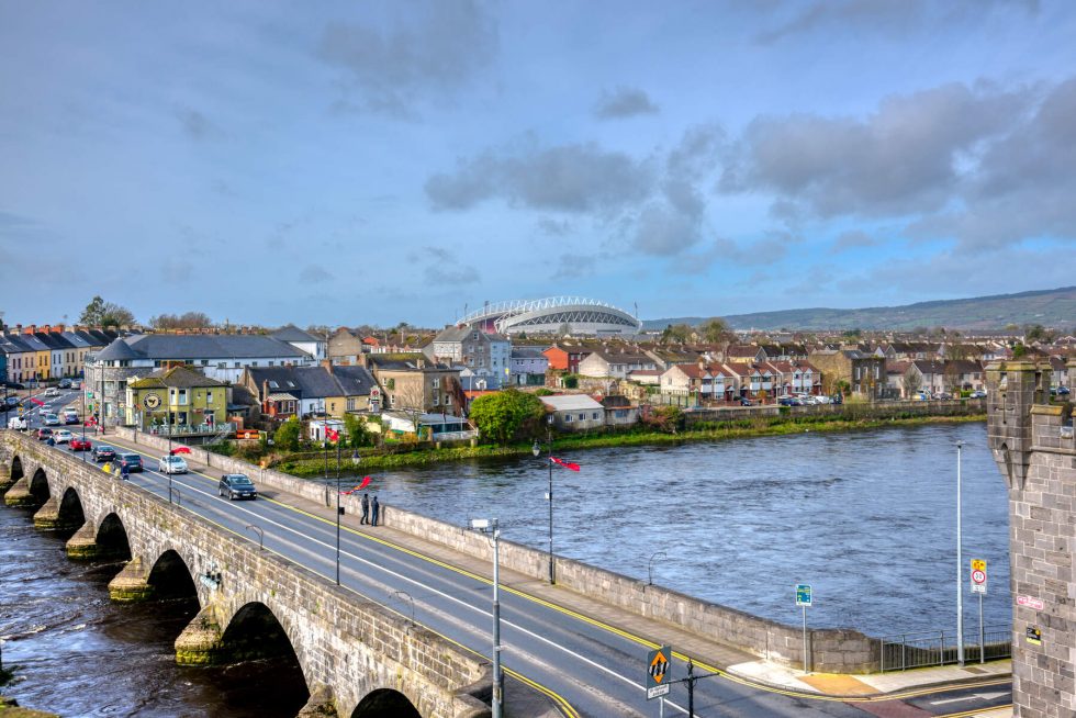 https://mdw-travel-data-us-east-1.s3.amazonaws.com/img/country/Ireland/Limerick-City-Gallery-of-Art/img_01.jpg