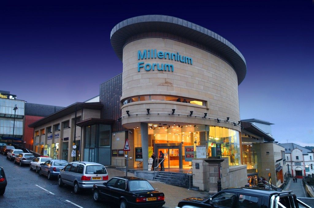 https://mdw-travel-data-us-east-1.s3.amazonaws.com/img/country/Ireland/Millennium-Forum/img_02.jpg
