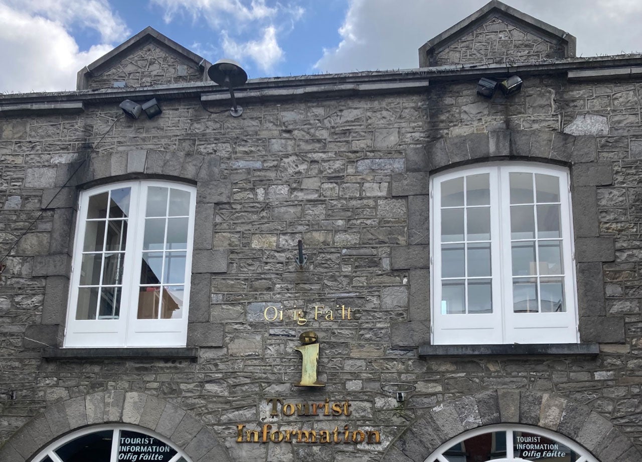 https://mdw-travel-data-us-east-1.s3.amazonaws.com/img/country/Ireland/Mullingar-Arts-Centre/img_03.jpg