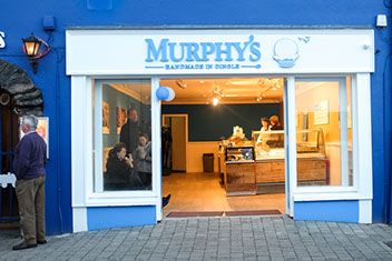 https://mdw-travel-data-us-east-1.s3.amazonaws.com/img/country/Ireland/Murphys-Ice-Cream/img_01.jpg