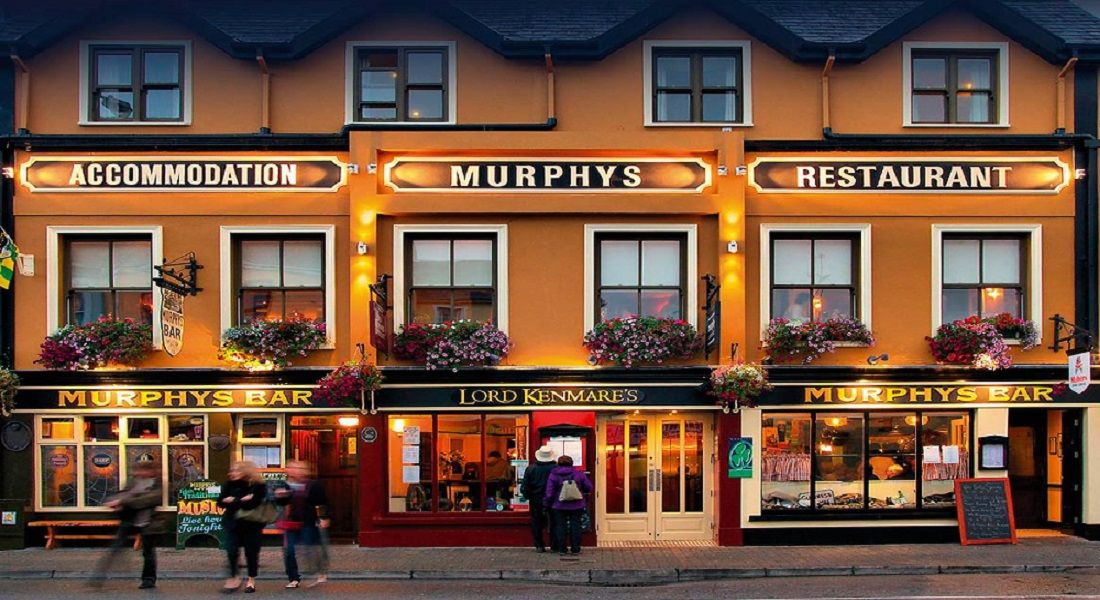 https://mdw-travel-data-us-east-1.s3.amazonaws.com/img/country/Ireland/Murphys-Pub/img_02.jpg