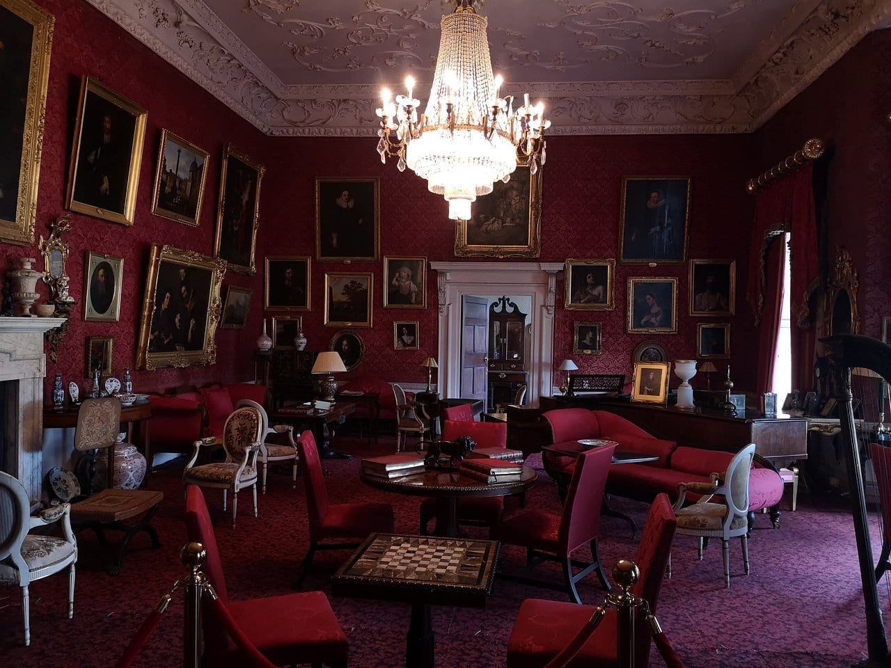 https://mdw-travel-data-us-east-1.s3.amazonaws.com/img/country/Ireland/Newbridge-House-and-Farm/img_02.jpg