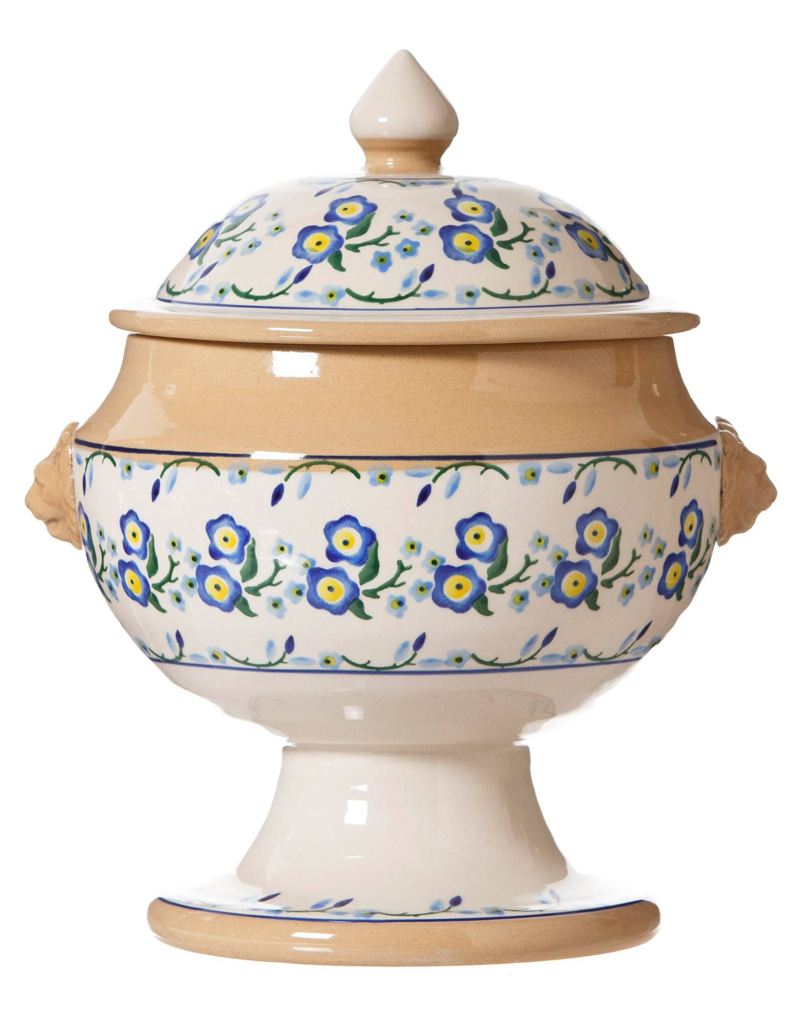 https://mdw-travel-data-us-east-1.s3.amazonaws.com/img/country/Ireland/Nicholas-Mosse-Pottery/img_02.jpg