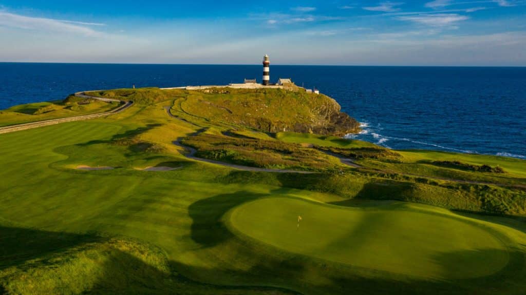 https://mdw-travel-data-us-east-1.s3.amazonaws.com/img/country/Ireland/Old-Head-Golf-Links/img_02.jpg