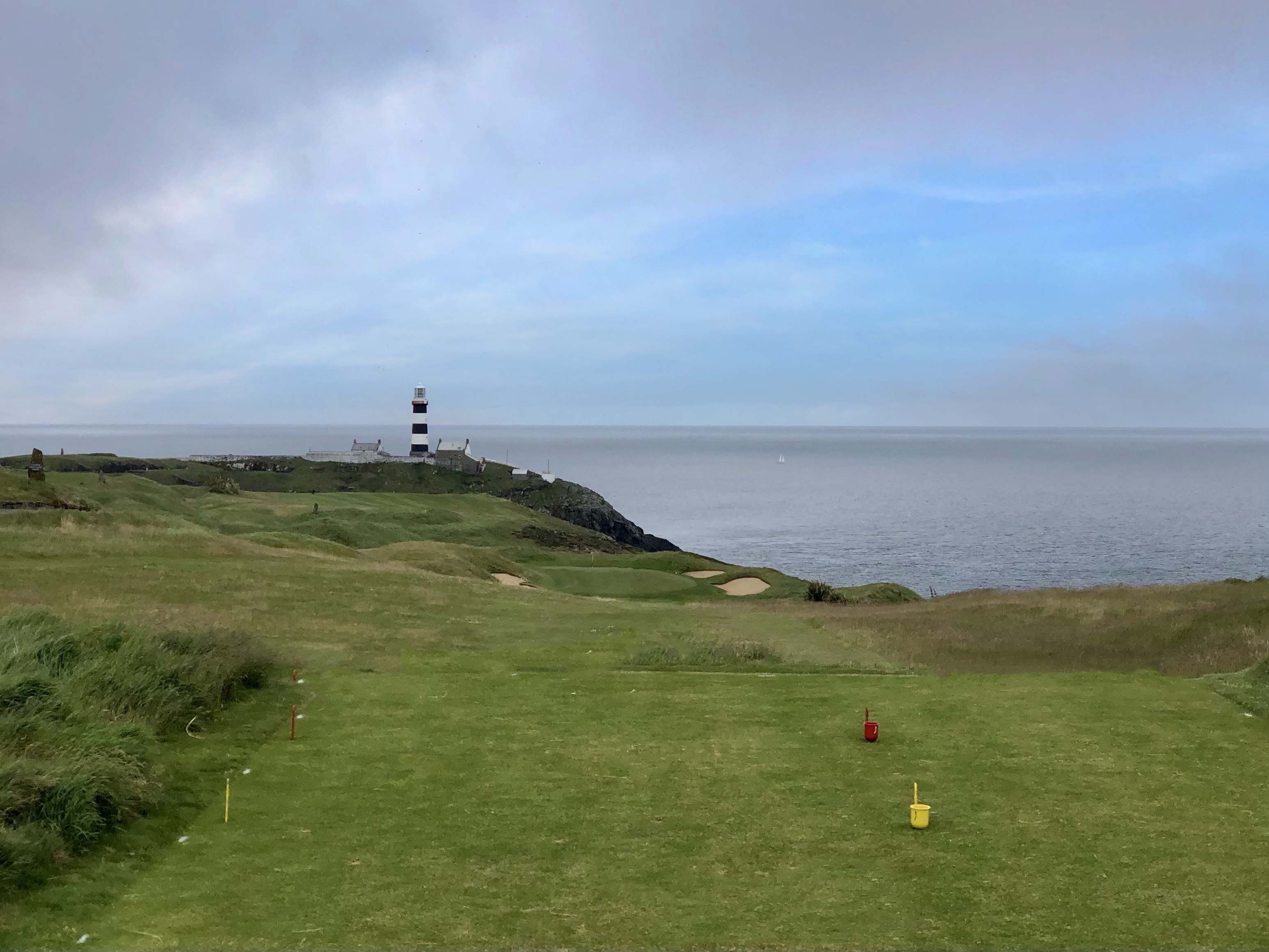 https://mdw-travel-data-us-east-1.s3.amazonaws.com/img/country/Ireland/Old-Head-Golf-Links/img_03.jpg