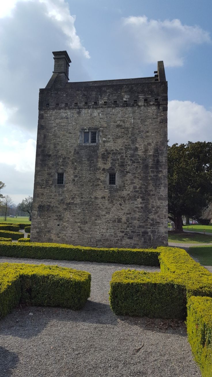 https://mdw-travel-data-us-east-1.s3.amazonaws.com/img/country/Ireland/Phoenix-Park/img_02.jpg