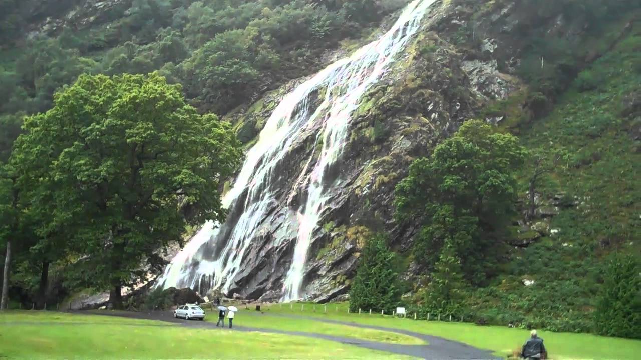 https://mdw-travel-data-us-east-1.s3.amazonaws.com/img/country/Ireland/Powerscourt-Waterfall/img_03.jpg