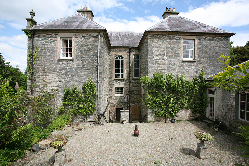 https://mdw-travel-data-us-east-1.s3.amazonaws.com/img/country/Ireland/Prehen-House/img_02.jpg