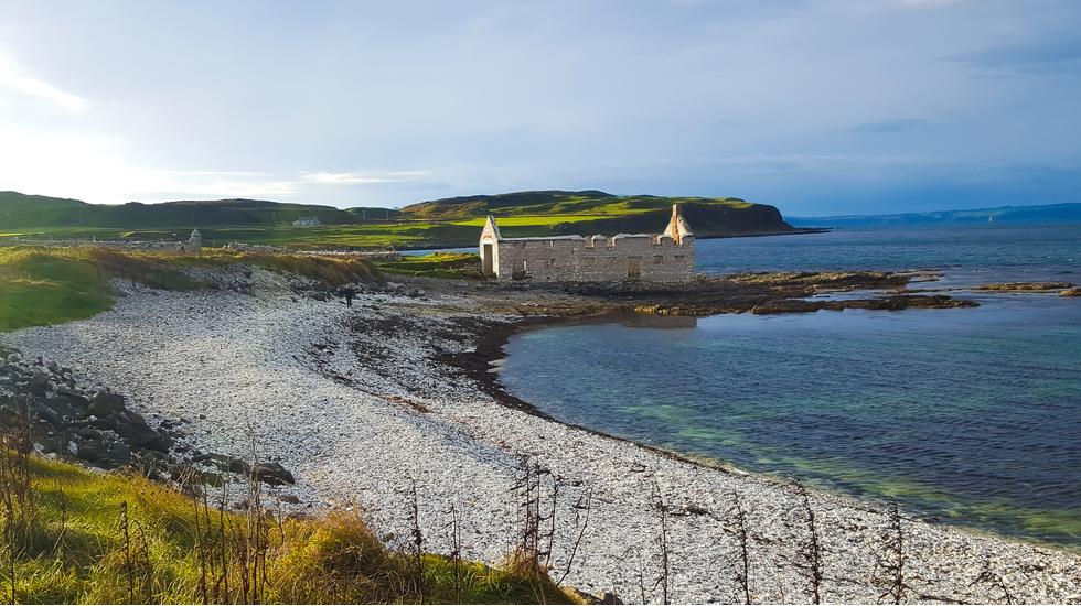 https://mdw-travel-data-us-east-1.s3.amazonaws.com/img/country/Ireland/Rathlin-Island/img_02.jpg