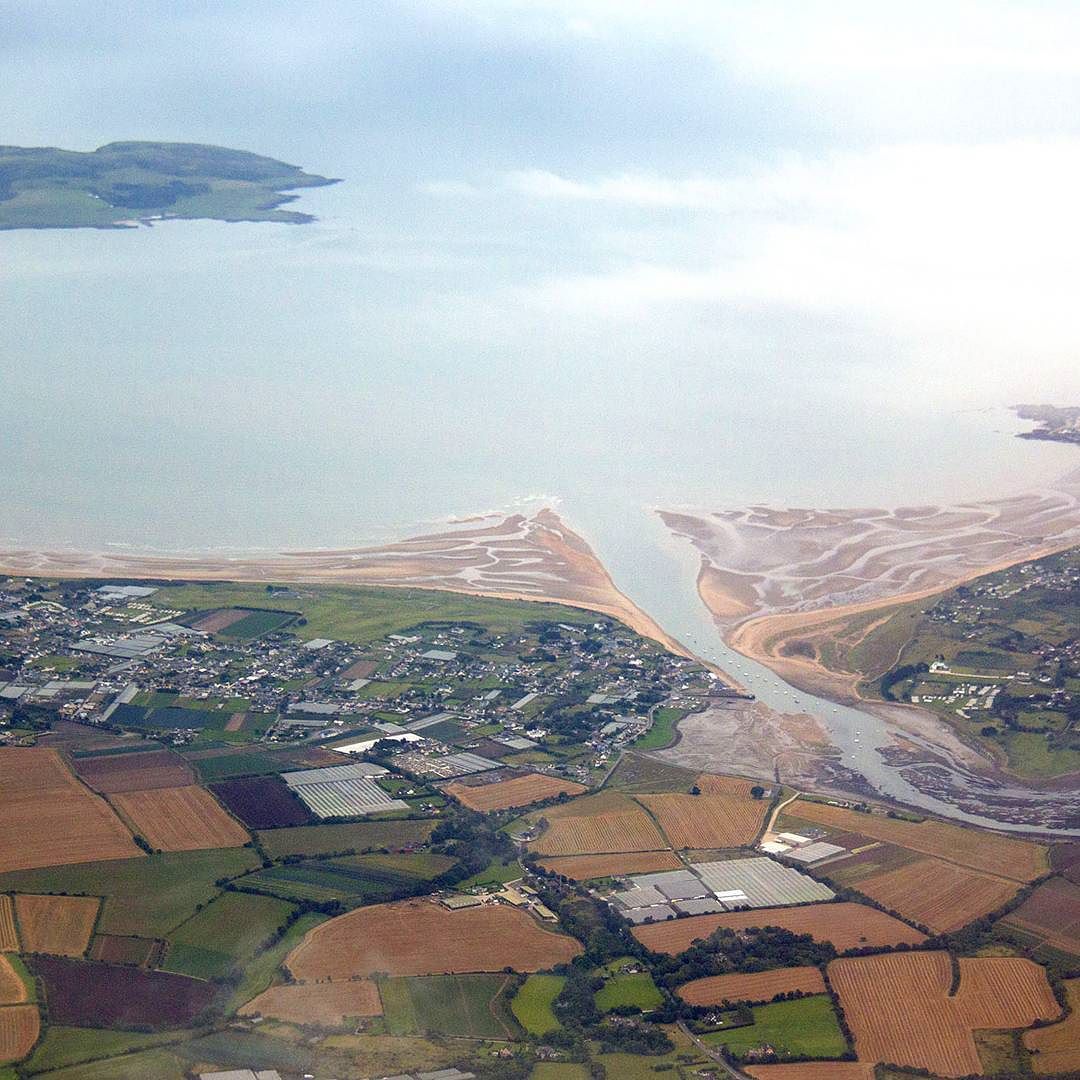 https://mdw-travel-data-us-east-1.s3.amazonaws.com/img/country/Ireland/Rogerstown-Estuary/img_02.jpg